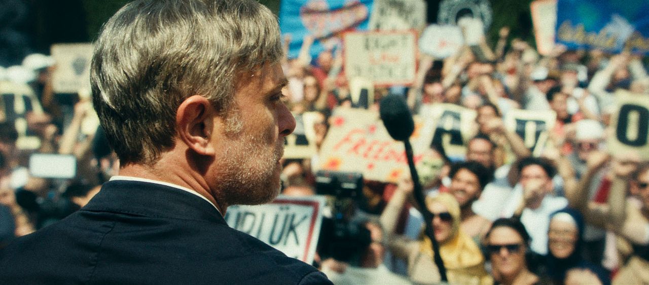 Sarı Zarflar : Fotoğraf Tansu Biçer