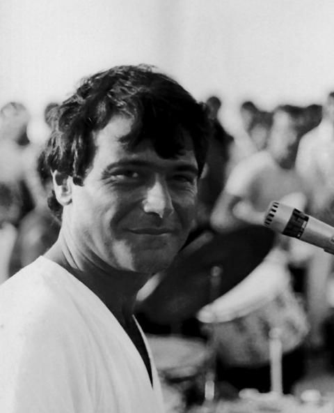 Ferdi Özbeğen Filmi : Fotoğraf