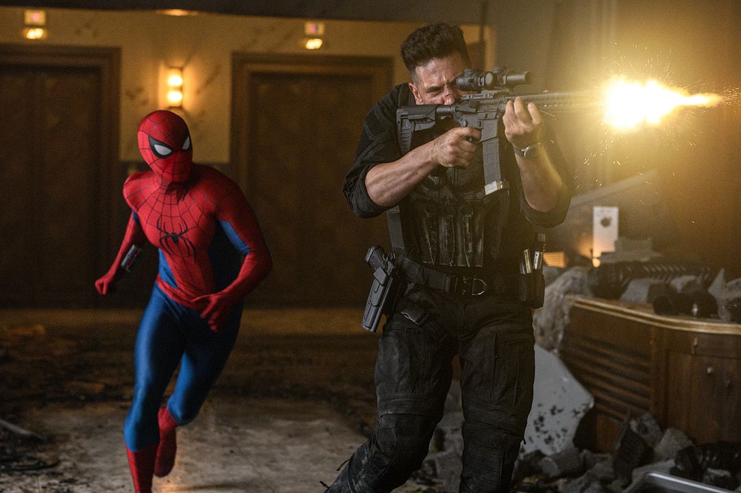 Örümcek-Adam: Yepyeni Bir Gün : Fotoğraf Jon Bernthal, Tom Holland