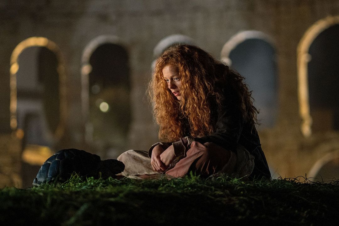 Momo : Fotoğraf Alexa Goodall