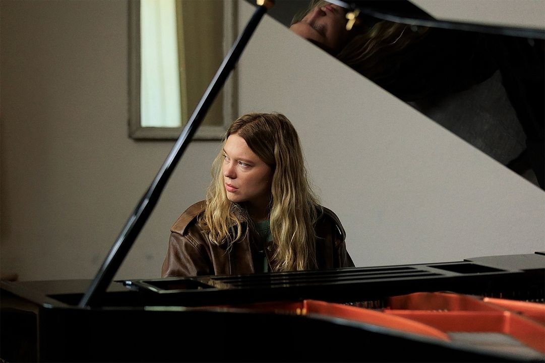 Nazik Canavar : Fotoğraf Léa Seydoux
