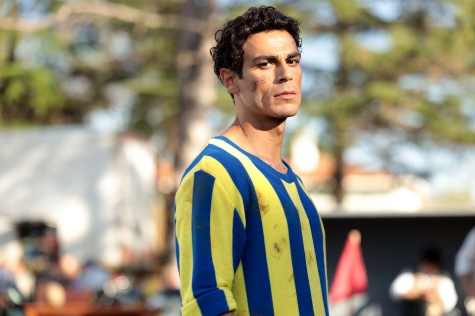 Lefter: Bir Ordinaryüs Hikayesi : Fotoğraf