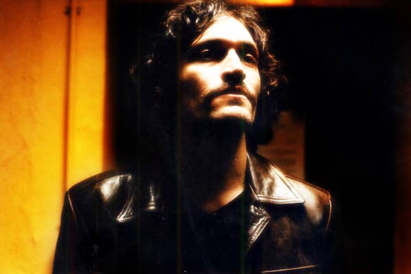 Her Gün Başka Bir Bela : Fotoğraf Vincent Gallo