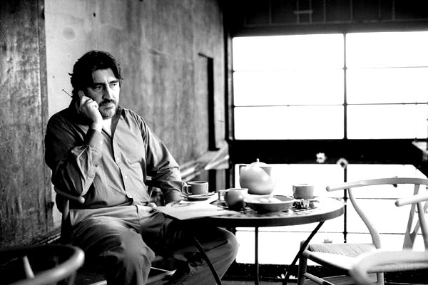 Coffee and Cigarettes : Fotoğraf Alfred Molina
