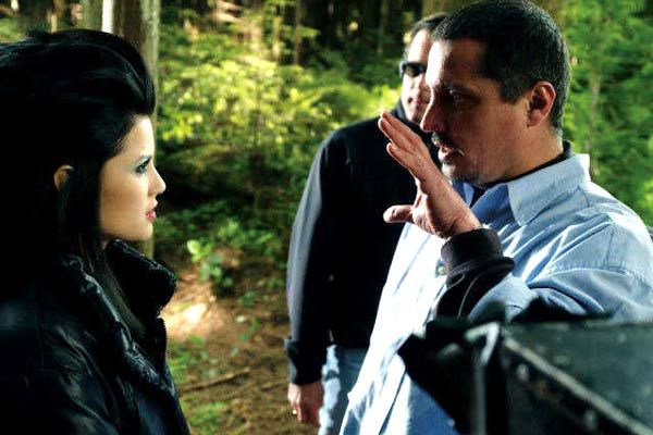 Elektra : Fotoğraf Rob Bowman