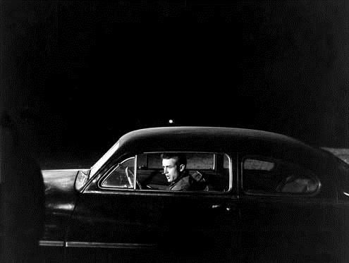 Asi Gençlik : Fotoğraf Nicholas Ray, James Dean