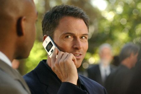 Fotoğraf Tim Daly, Rick Worthy