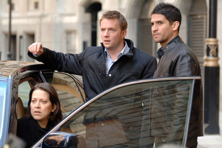 Fotoğraf Raza Jaffrey, Nicola Walker, Rupert Penry-Jones