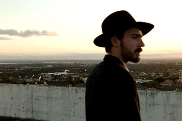 Fotoğraf Ewen Leslie