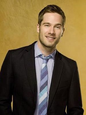 Afiş Luke MacFarlane