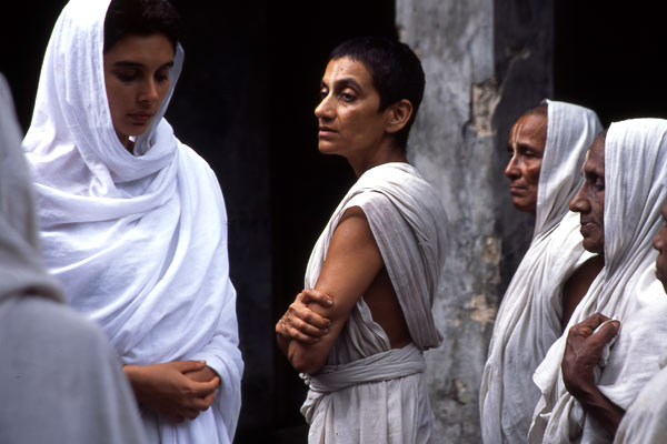 Su : Fotoğraf Deepa Mehta