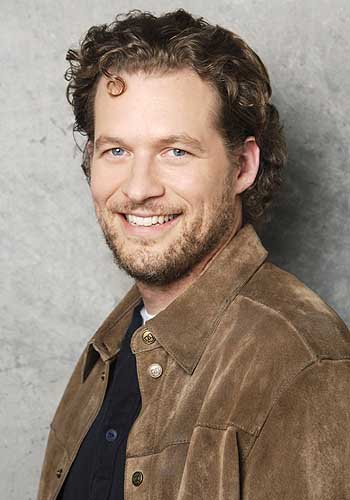 Fotoğraf James Tupper