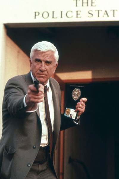 Çıplak Silah : Fotoğraf Leslie Nielsen, David Zucker