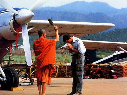 Air America : Fotoğraf Roger Spottiswoode, Mel Gibson