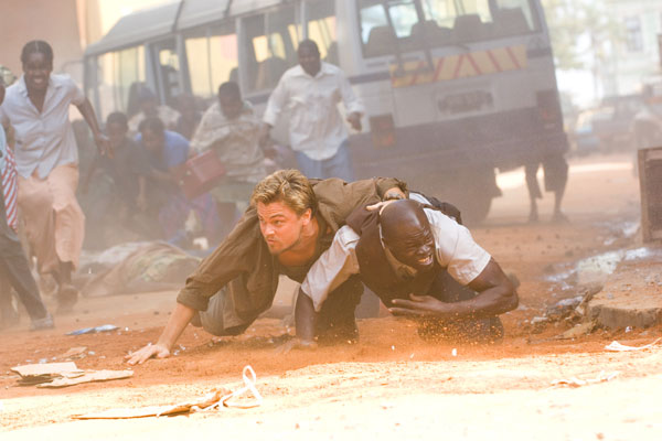 Kanlı Elmas : Fotoğraf Leonardo DiCaprio, Djimon Hounsou