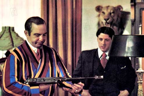 Capone : Fotoğraf Ben Gazzara, Steve Carver, Sylvester Stallone