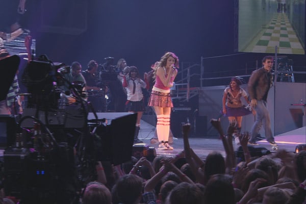 Hannah Montana/Miley Cyrus: Best of Both Worlds Concert Tour : Fotoğraf Miley Cyrus, Bruce Hendricks