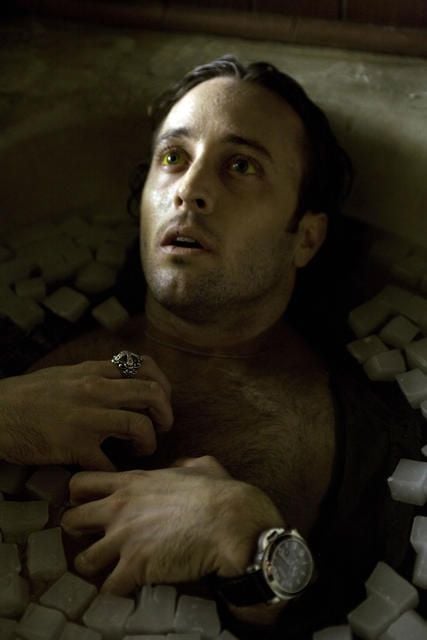 Fotoğraf Alex O'Loughlin