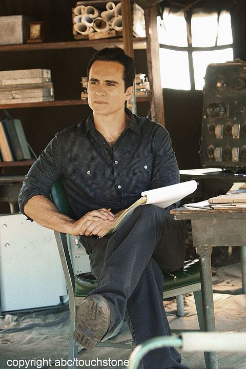 Fotoğraf Nestor Carbonell