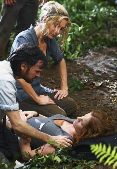 Fotoğraf Rebecca Mader, Jeremy Davies, Elizabeth Mitchell