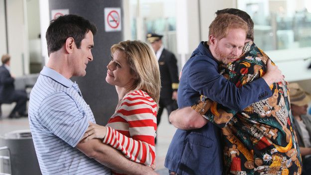 Fotoğraf Jesse Tyler Ferguson, Eric Stonestreet, Julie Bowen, Ty Burrell