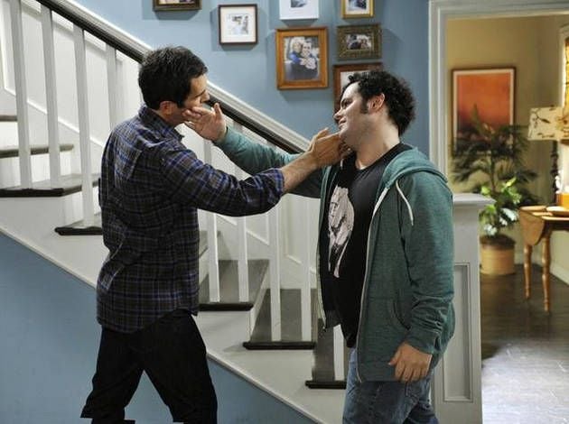 Modern Family : Fotoğraf Ty Burrell, Josh Gad