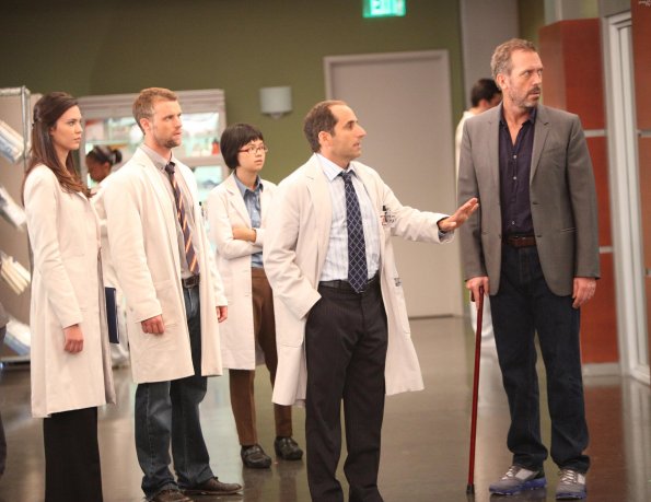 House : Fotoğraf Jesse Spencer, Peter Jacobson, Hugh Laurie, Odette Annable, Charlyne Yi