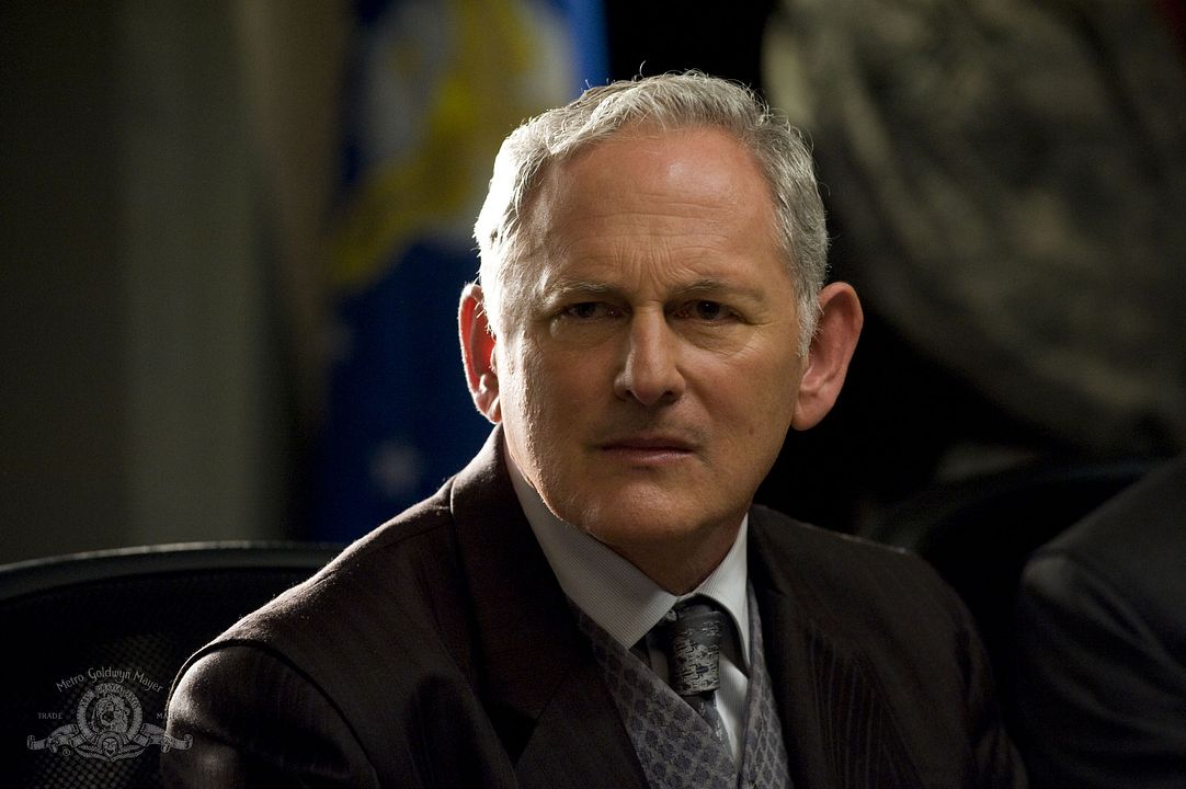 Stargate Universe : Fotoğraf Victor Garber