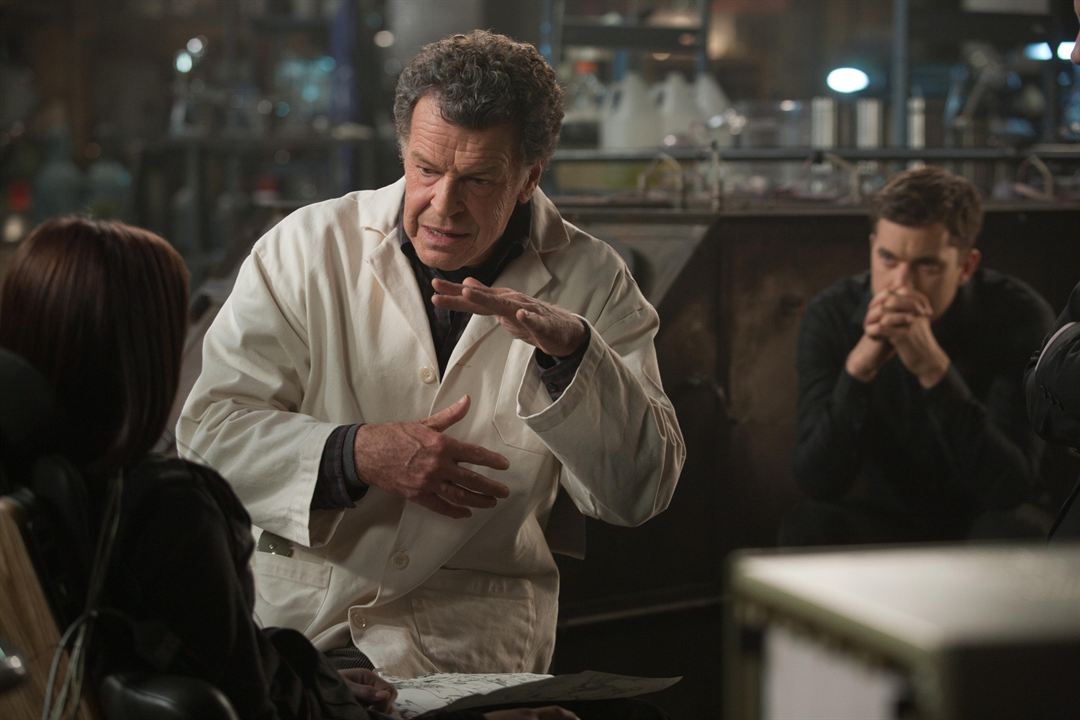 Fringe : Fotoğraf Joshua Jackson, John Noble