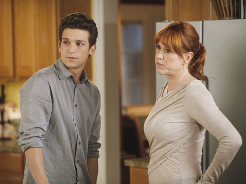 The Secret Life of the American Teenager : Fotoğraf Molly Ringwald, Daren Kagasoff