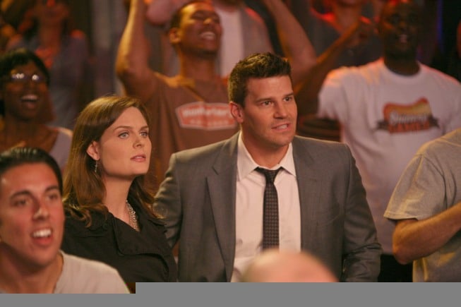 Bones : Fotoğraf David Boreanaz, Emily Deschanel