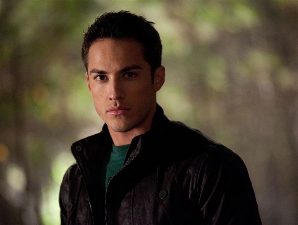 The Vampire Diaries : Fotoğraf Michael Trevino