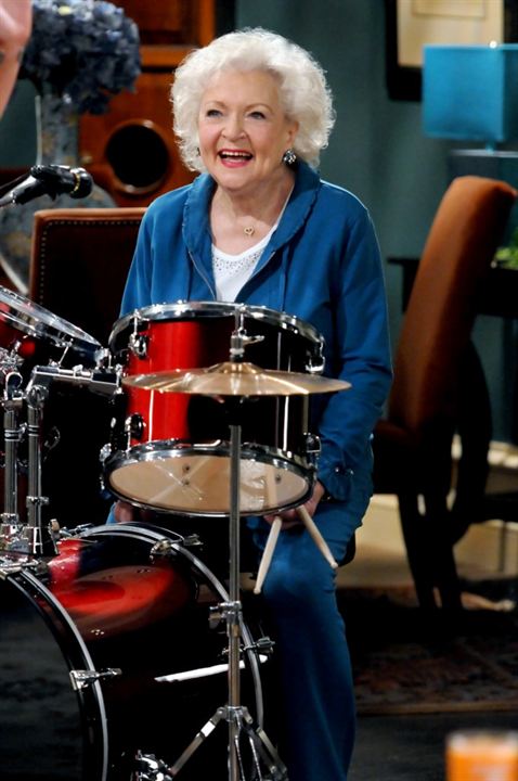 Hot in Cleveland : Fotoğraf Betty White