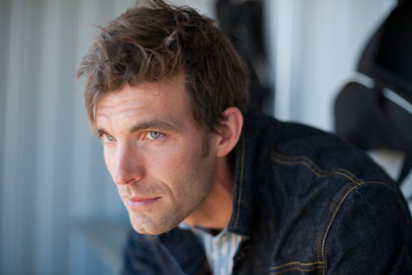 Haven : Fotoğraf Lucas Bryant