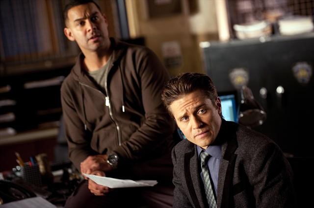 Castle : Fotoğraf Seamus Dever, Jon Huertas