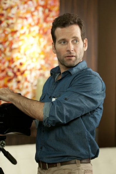 Covert Affairs : Fotoğraf Eion Bailey