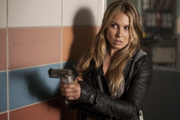 Falling Skies : Fotoğraf Sarah Carter