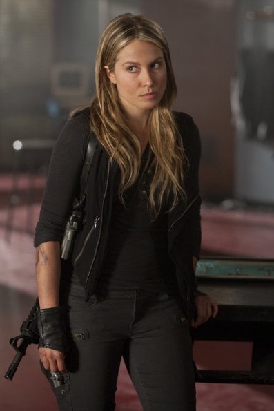 Falling Skies : Fotoğraf Sarah Carter