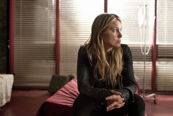 Falling Skies : Fotoğraf Sarah Carter