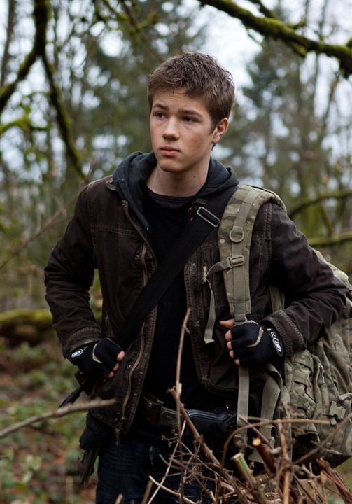 Falling Skies : Fotoğraf Connor Jessup