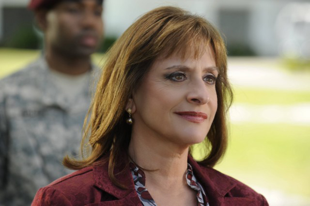 Army Wives : Fotoğraf Patti LuPone