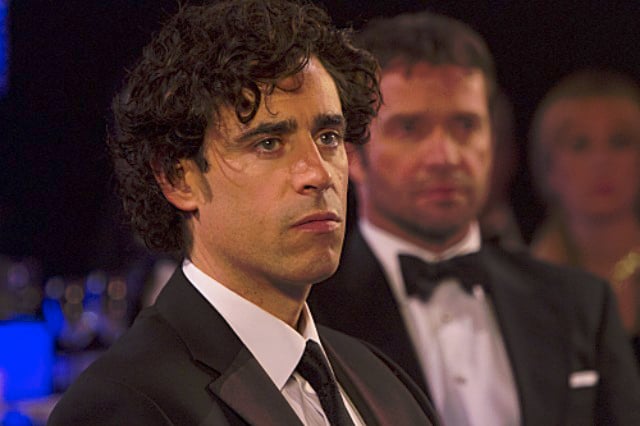 Episodes : Fotoğraf Stephen Mangan