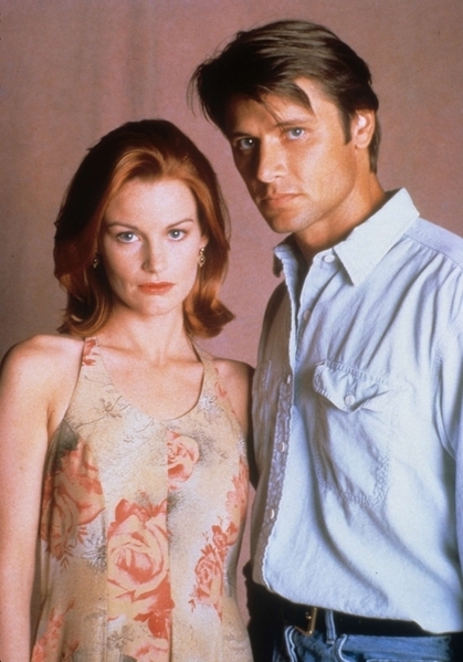 Fotoğraf Grant Show, Laura Leighton