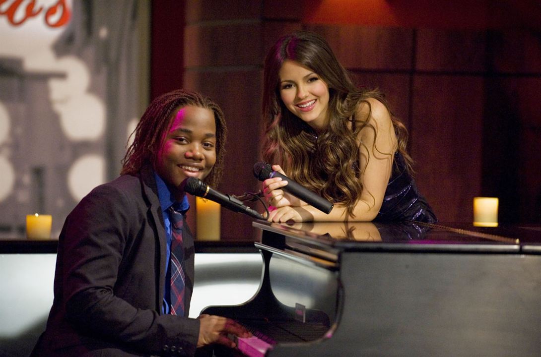 Fotoğraf Leon Thomas III, Victoria Justice