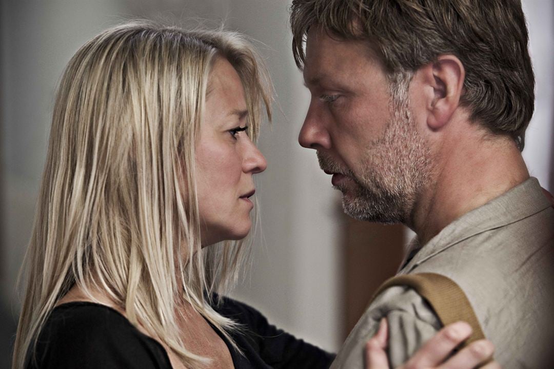 Daha İyi Bir Dünyada : Fotoğraf Trine Dyrholm, Mikael Persbrandt