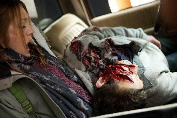 Grimm : Fotoğraf Azura Skye, Eric Riedmann