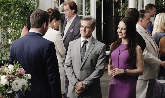 Revenge : Fotoğraf Wendy Crewson, Madeleine Stowe, Barry Sloane, Henry Czerny