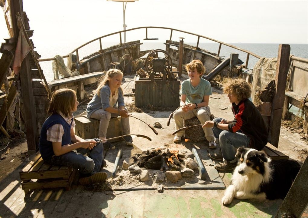 Fotoğraf Justus Schlingensiepen, Valeria Eisenbart, Neele-Marie Nickel, Quirin Oettl