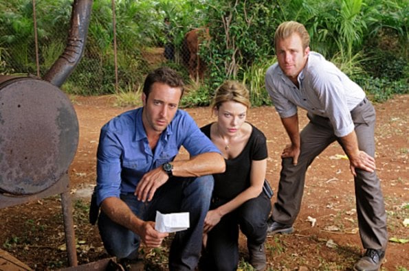 Hawaii Five-0 (2010) : Fotoğraf Lauren German, Alex O'Loughlin, Scott Caan