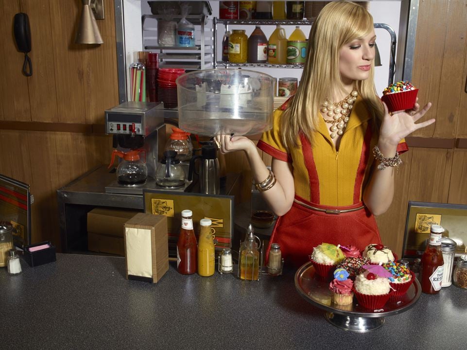 2 Broke Girls : Fotoğraf Beth Behrs